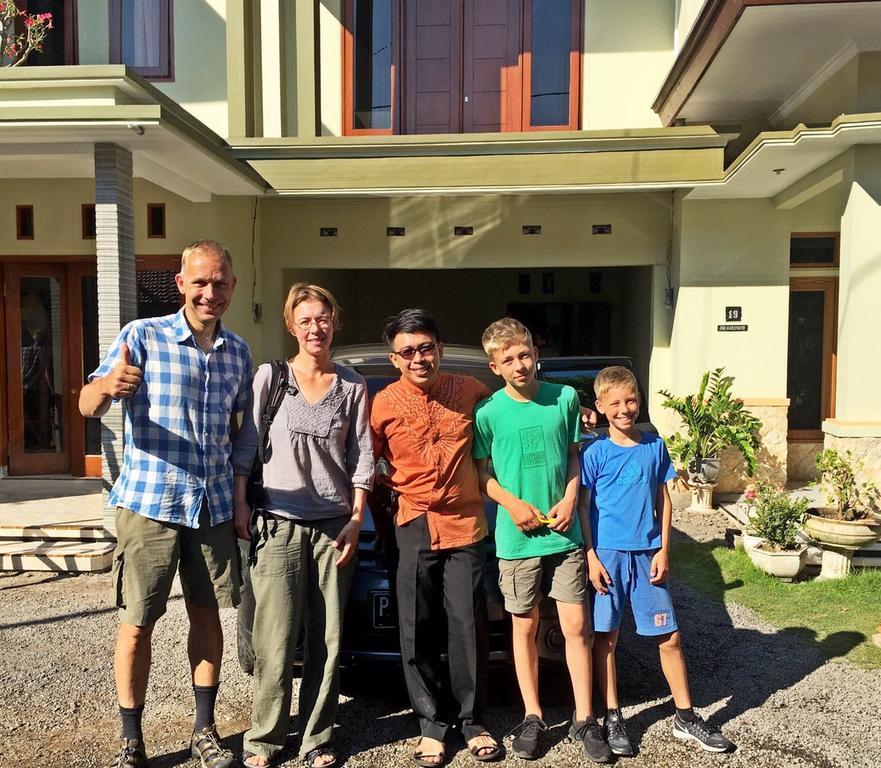 Ijen Bondowoso Home Stay Bagian luar foto